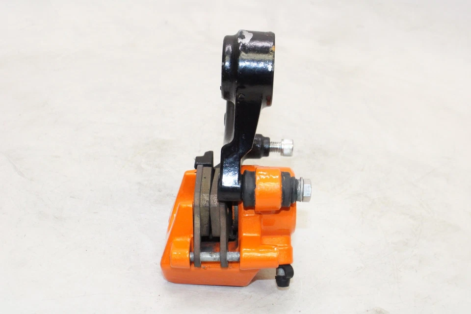 Pinza de freno trasera Buell Blast P3 2001 OEM con soporte de montaje Foto 4 de 4