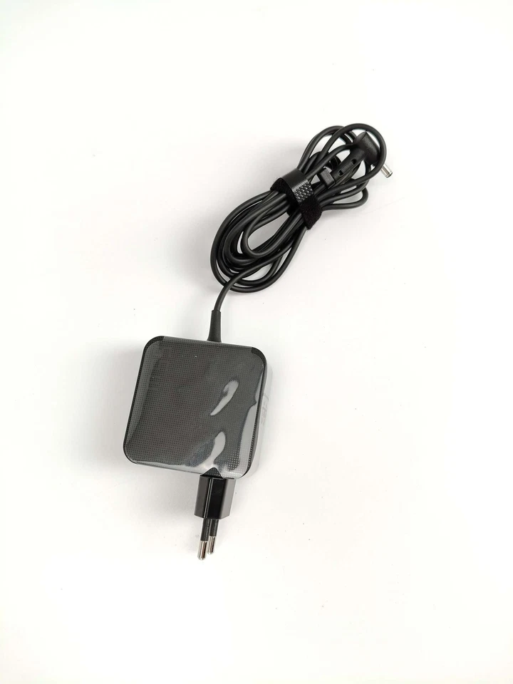 ASUS VivoBook 16 F1605V Notebook i7 13620H, RAM DDR4 32 GB, disco rigido da 1 TB - Immagine 4 di 4