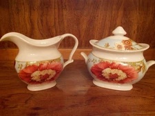 222 Fifth Spring Botanicals. Creamer and Sugar