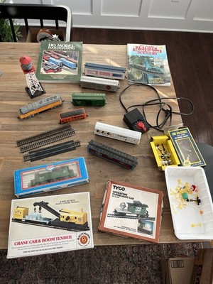 Huge HO Scale Model Train Box Lot Variety Tyco Bachmann Life Like Track ...