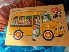 Vintage 70s Fisher Price Wooden Puzzle School Bus 515 13 Pieces 11 x 8 " Pegs