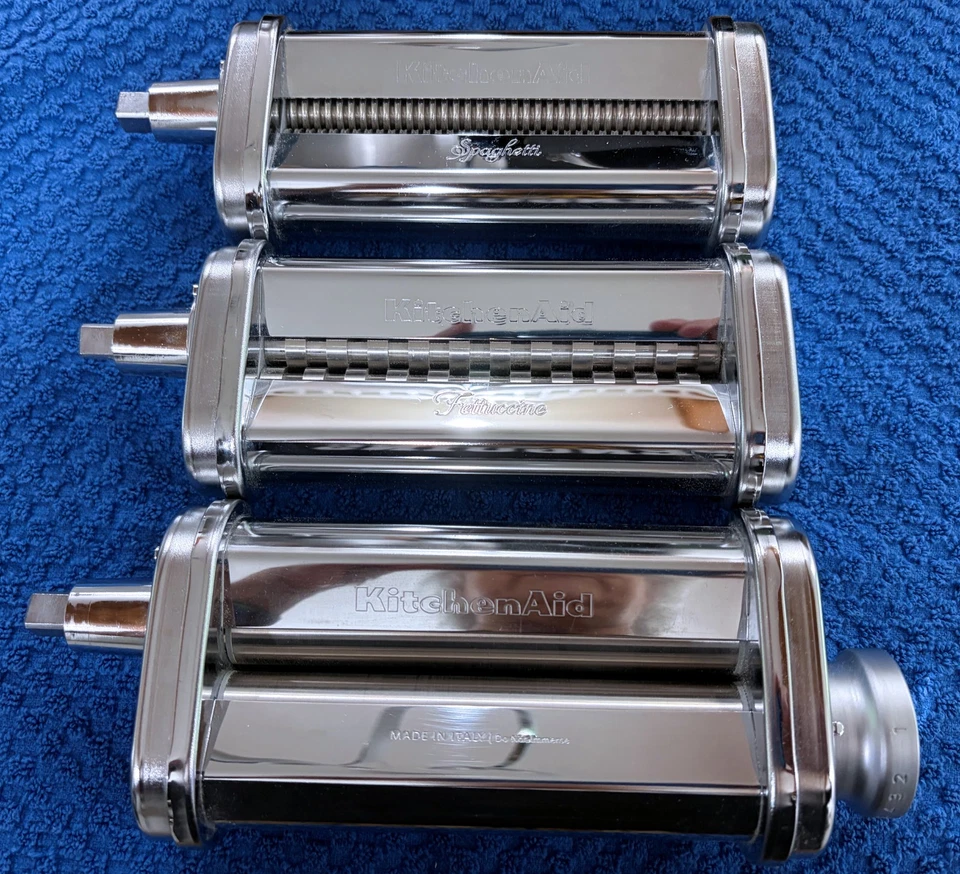 KITCHEN AID 3-PC. PASTA ROLLER & CUTTER SET #KSMPRA STAINLESS STEEL IN BOX - Image 2 of 4