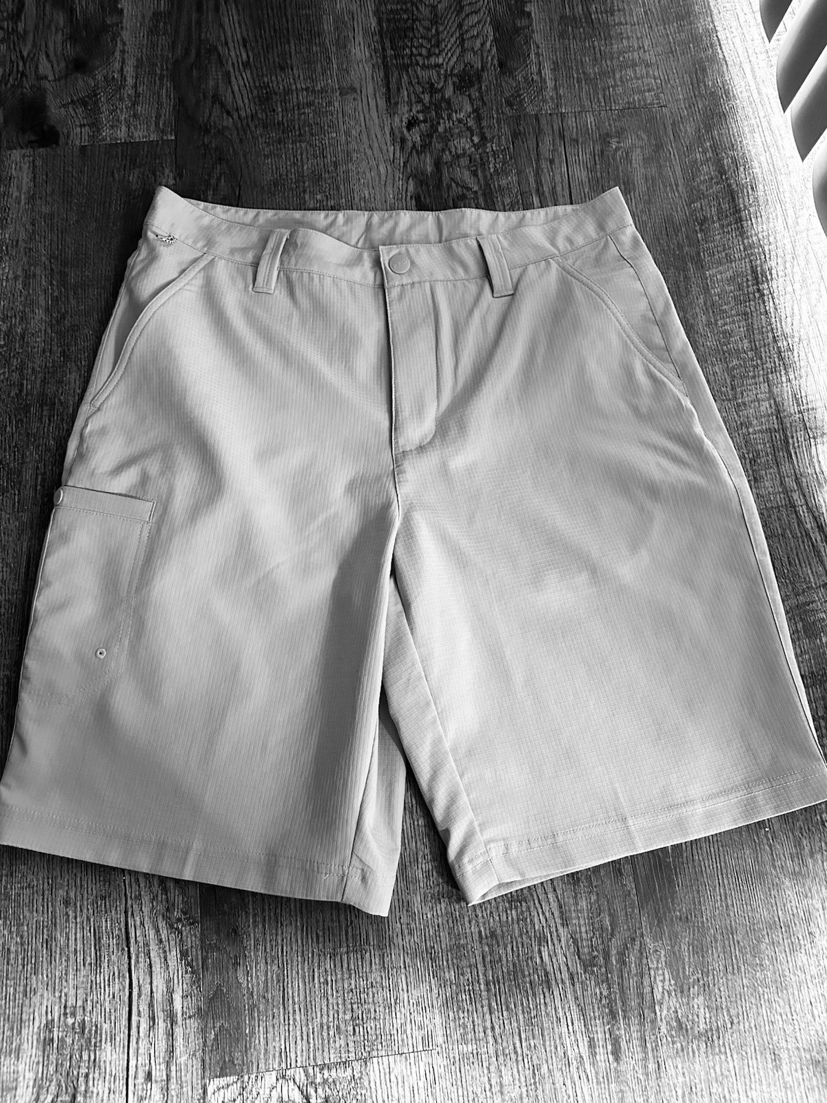 Columbia PFG Mens Gray Fishing Shorts 32W Lightweight Quick Dry Cargo Outdoor