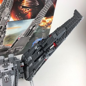 LEGO Star Wars: Kylo Ren's Command Shuttle 75104 Modded Complete Minifigures Box