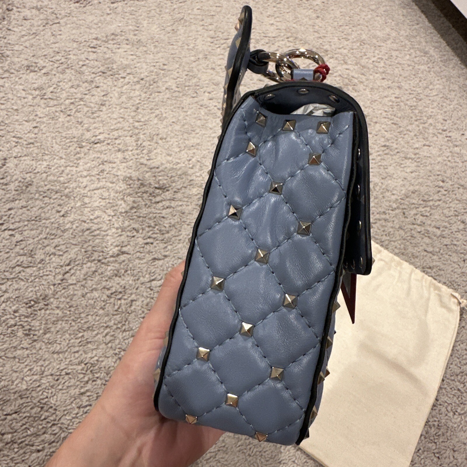 NWT Valentino Garavani Med. Rockstud Spike Calfskin Shoulder Bag Bluish/Grey 💙 image 3