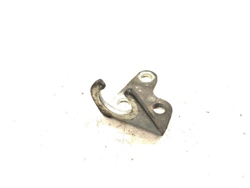 Audi 80 Cabrio Coupé V6 Halter Gaszug Drosselklappe Halterung Gaszughalter