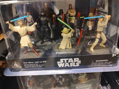 Disney parks Star Wars Jedi vs. Sith Deluxe 10 Figure Play Set NIB