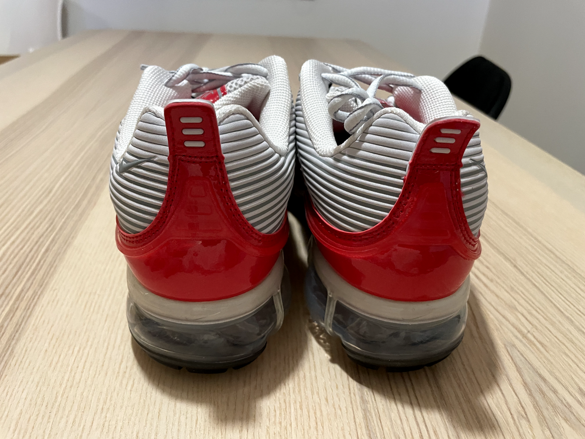 NEW Nike Air VaporMax 360 Grey Red Size 9 CK2718-002 Rare 
