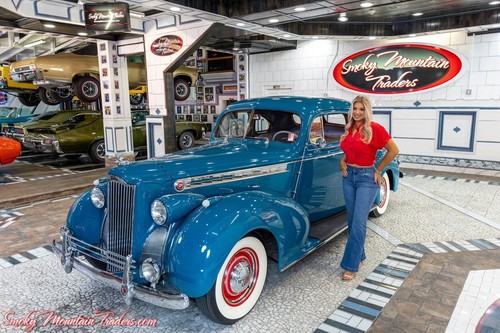 1940 Packard 120 Club Coupe