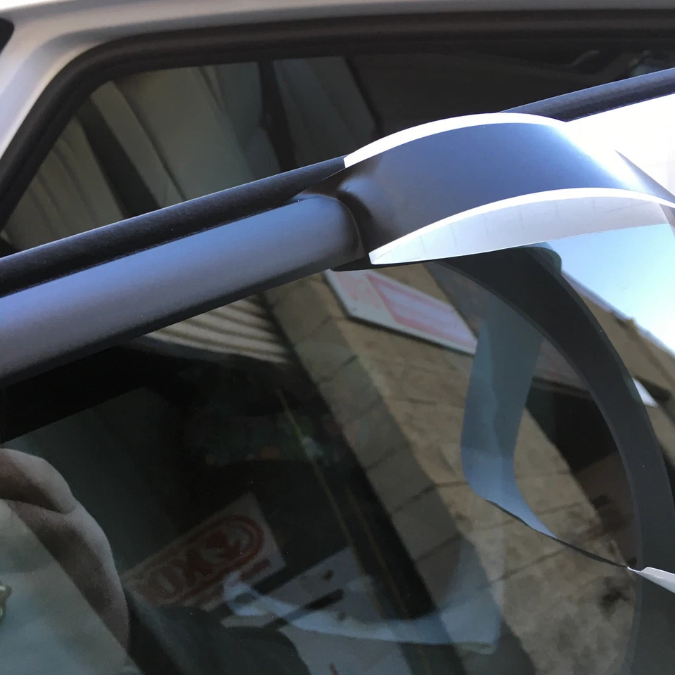 Superposición de vinilo de eliminación de cromo que se adapta a la moldura de ventana del sedán Honda Accord 2013-2017 Foto 3 de 3