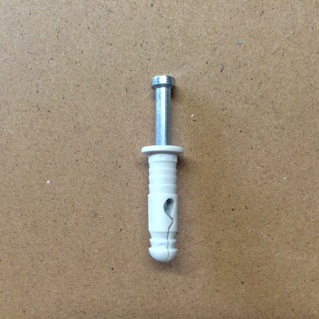 CLOSETMAID *NEW* PRELOADED WALL ANCHOR PINS FOR WIRE SHELVING **BULK