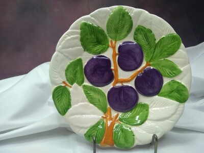 Shafford Fruit Du Jour (Plums) Salad Plate