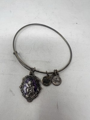 Alex And Ani Disney Deliciously Wicked Queen Bangle Silver
