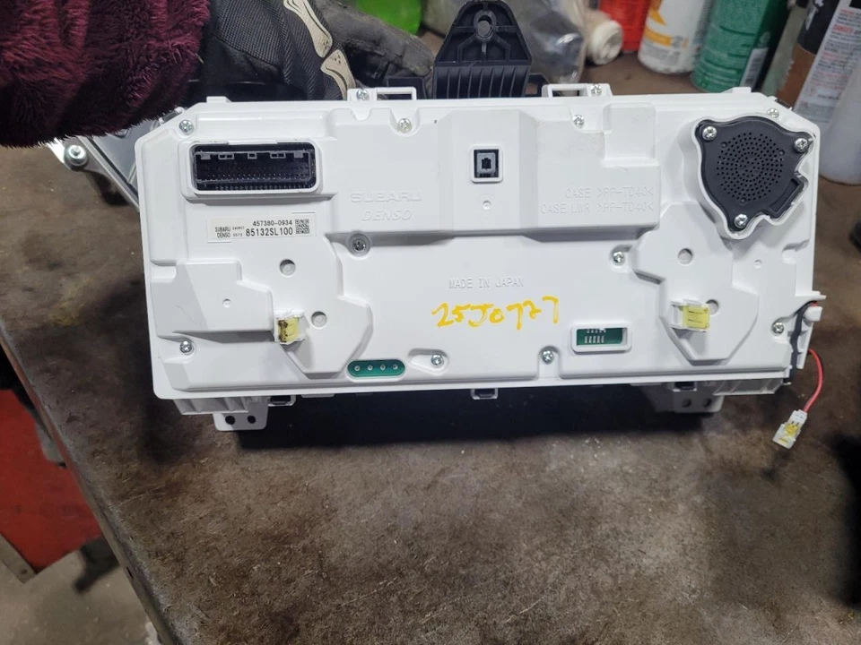 FORESTER 2025 Speedometer 2045719 - Image 2 of 3