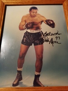 Archie Moore Signed Photo. I Only Ship To USA 