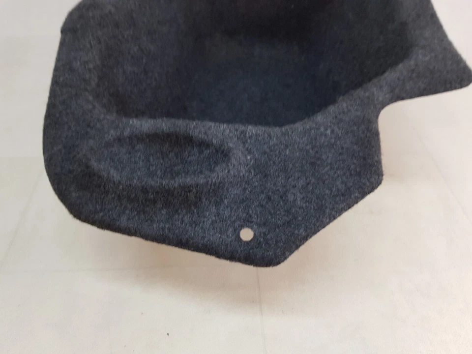 SAAB 93 9-3 MK2 03-14 4 PUERTAS SEDÁN TRASERO BOTAS CONDUCTOR DERECHO FUERA DE JUEGO ALFOMBRA Foto 3 de 4