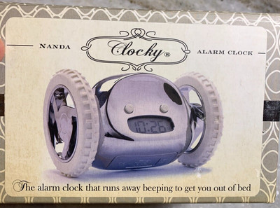 NEW NOS Vintage Clocky Clock On Wheels Nanda Run Away Silver Chrome Run-Away