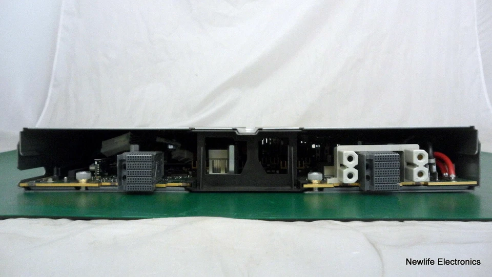 HP AD217A#006 Integrity BL860c Server (1 x 1.66GHz CPU/No RAM, Drives) - Image 4 of 4