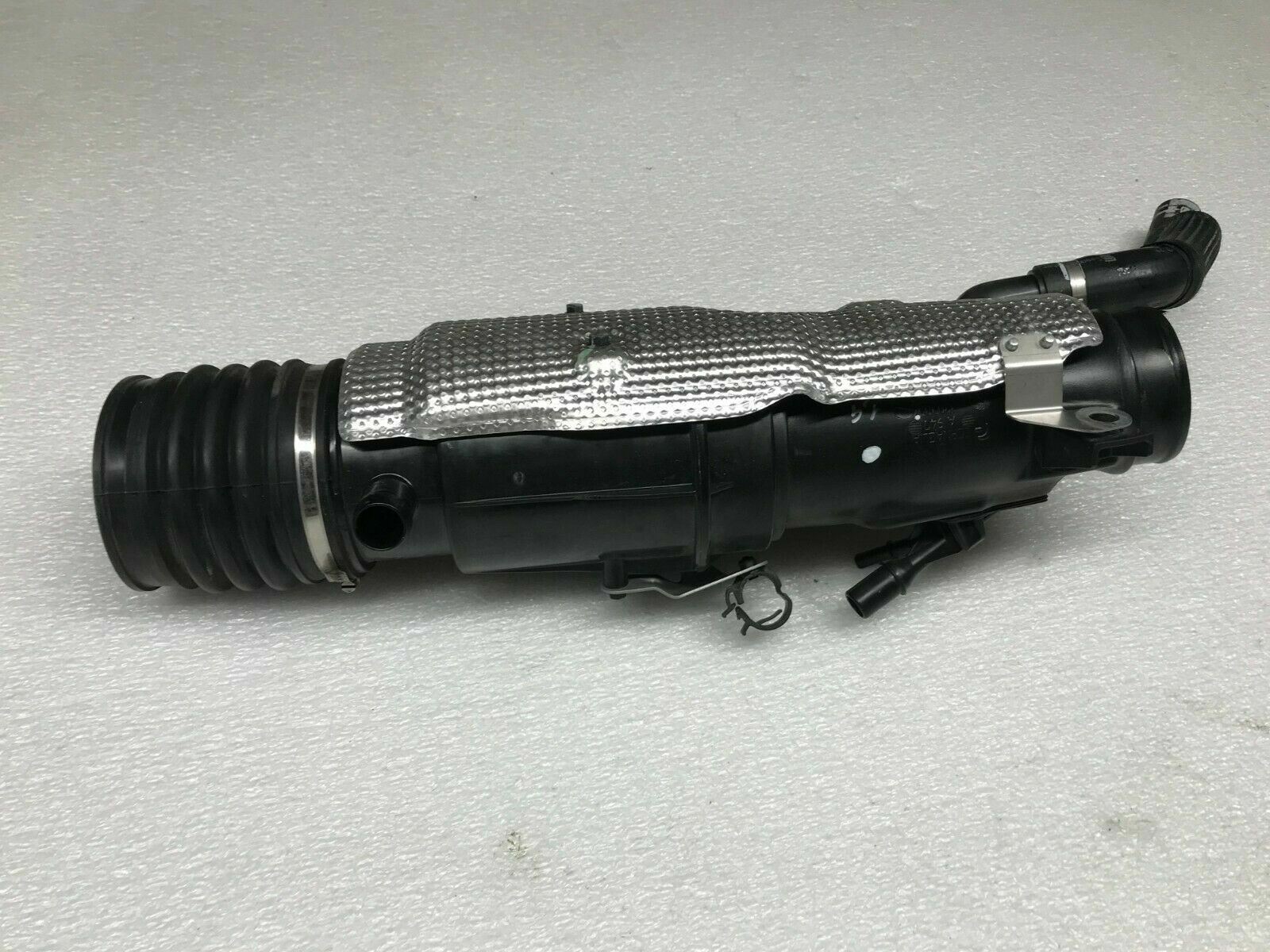 FERRARI 488 GTB PASSENGER RIGHT AIR CLEANER TO TURBO HOSE OEM 320387 320385