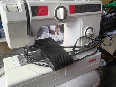 Elna 1010 Sewing Machine