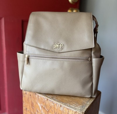 Freshly Picked Mini Classic Diaper Bag (Aspen) USED No Changing  display picture 1