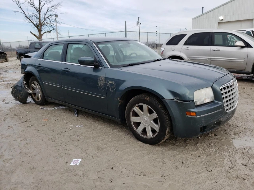 Used Rack and Pinion Assembly fits: 2005 Chrysler 300 Power Rack and Pinion RWD Foto 4 de 4