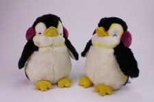 Russ Berrie Daisy Chain Plush TUX Penguin Holiday Winter Stuffed Toy lot of 2