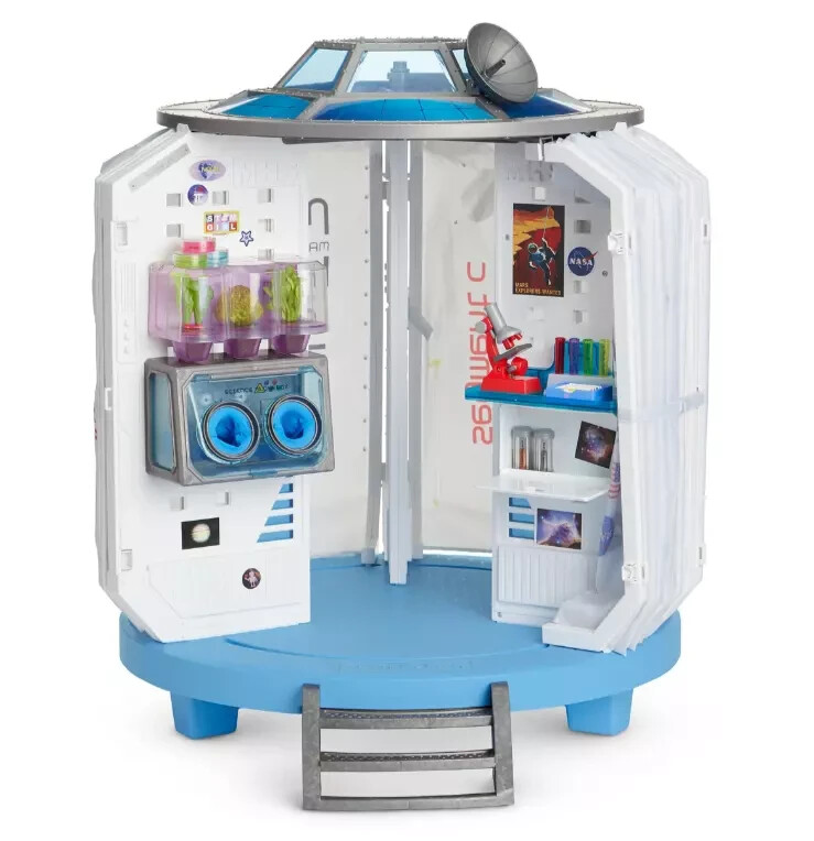 American Girl Luciana's Mars Outer Space Habitat NRFB New in Box