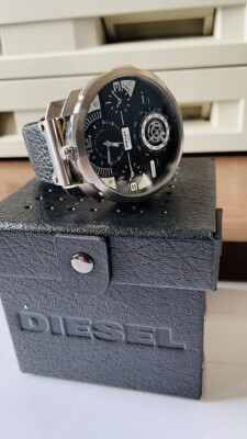 Diesel DZ7379 Men's Machinus 4 Timezone Oversize Black Dial Black