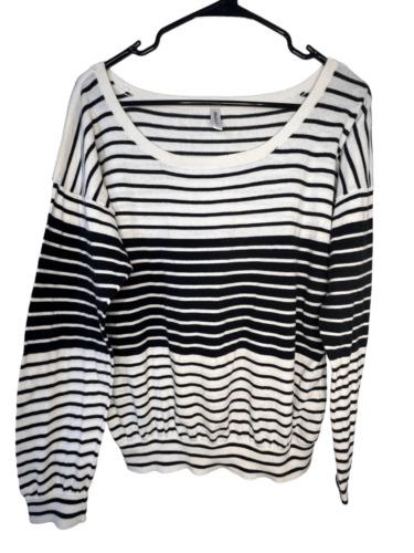 RVCA Lightweight Black and White Striped Basic Sw… - image 1
