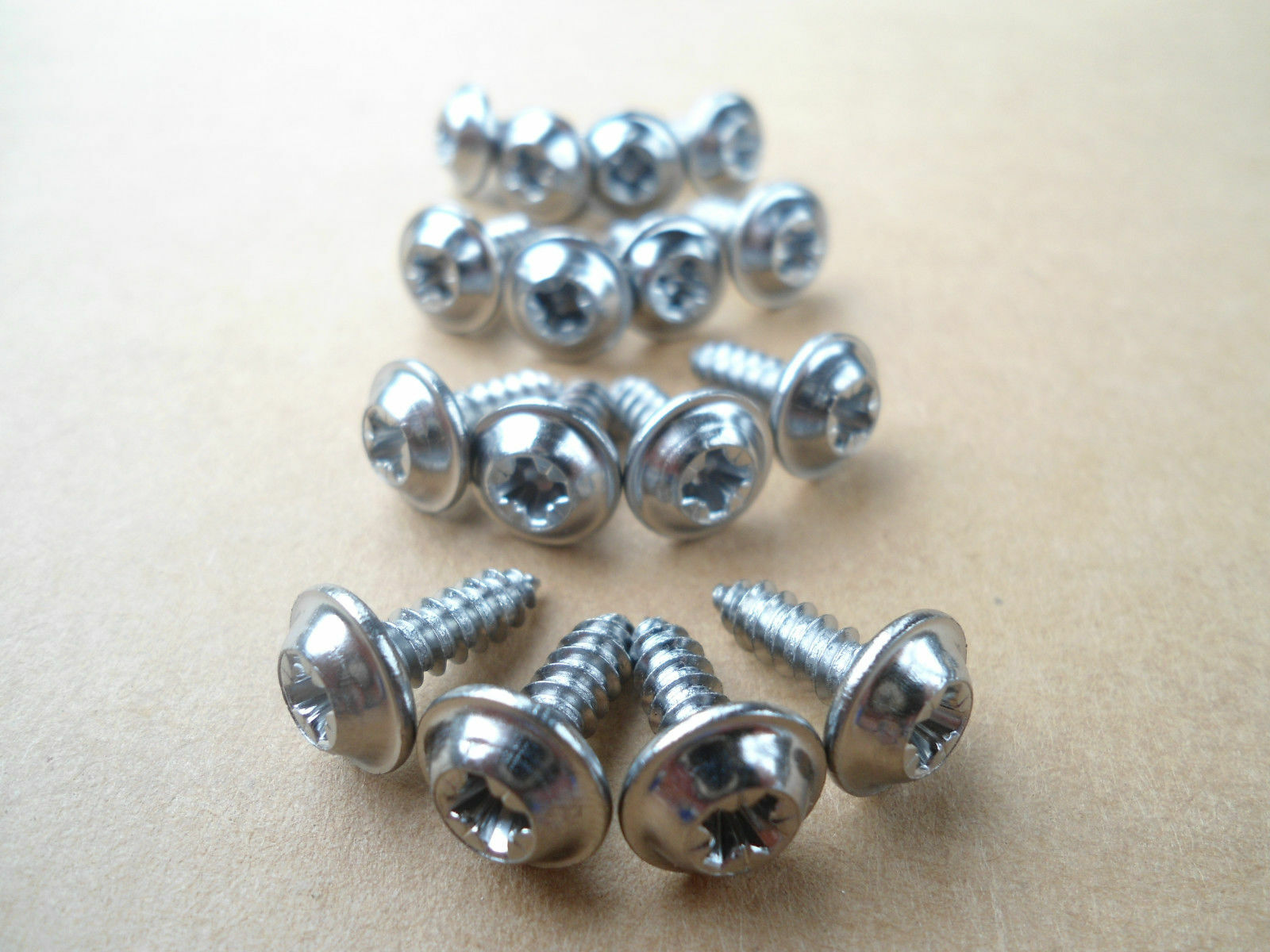 16 CHROME WHEEL WELL SCREWS! 196070'S GM CAR TRUCK PICKUP WAGON VAN