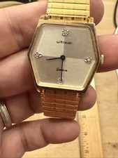 Wittnauer Geneve Hexagon Diamond Dial Men s Watch Gold Tone Checker Dial 17 J