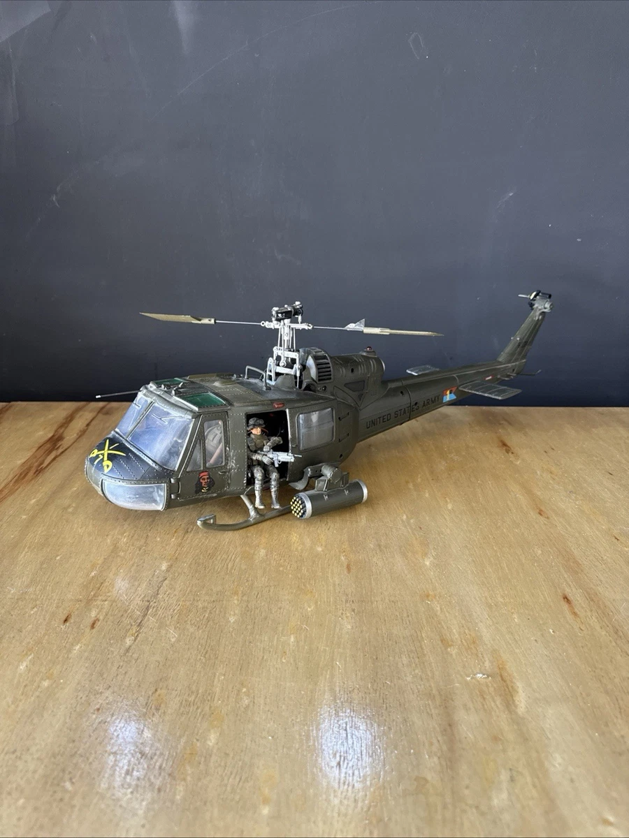 21st Century Toys Ultimate Soldier 1:18 Military & Adventure
