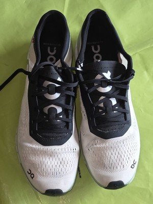ON Running Cloudboom Herren  Sneaker Mesh Textil Gr.44 UK 9,5