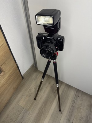 Minolta Dynax 3XL AF Zoom 35-80mm + Blitz 3500XL + Stativ   Japan