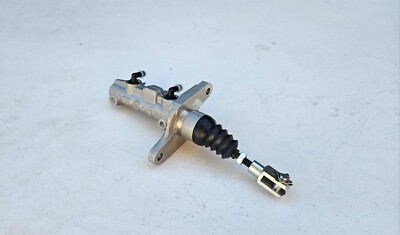 Can-Am Maverick X3 Sport Defender brake master cylinder OEM NEW #705601863