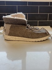 Hey Dude Brit Faux Fur Lined Cuffed Ankle Booties Size 8 Nut / Beige Women  s