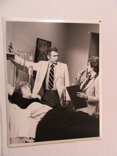 WAYNE ROGERS in HOUSE CALLS 1980 Press Photo w LEIF GARRETT, LYNN REDGRAVE
