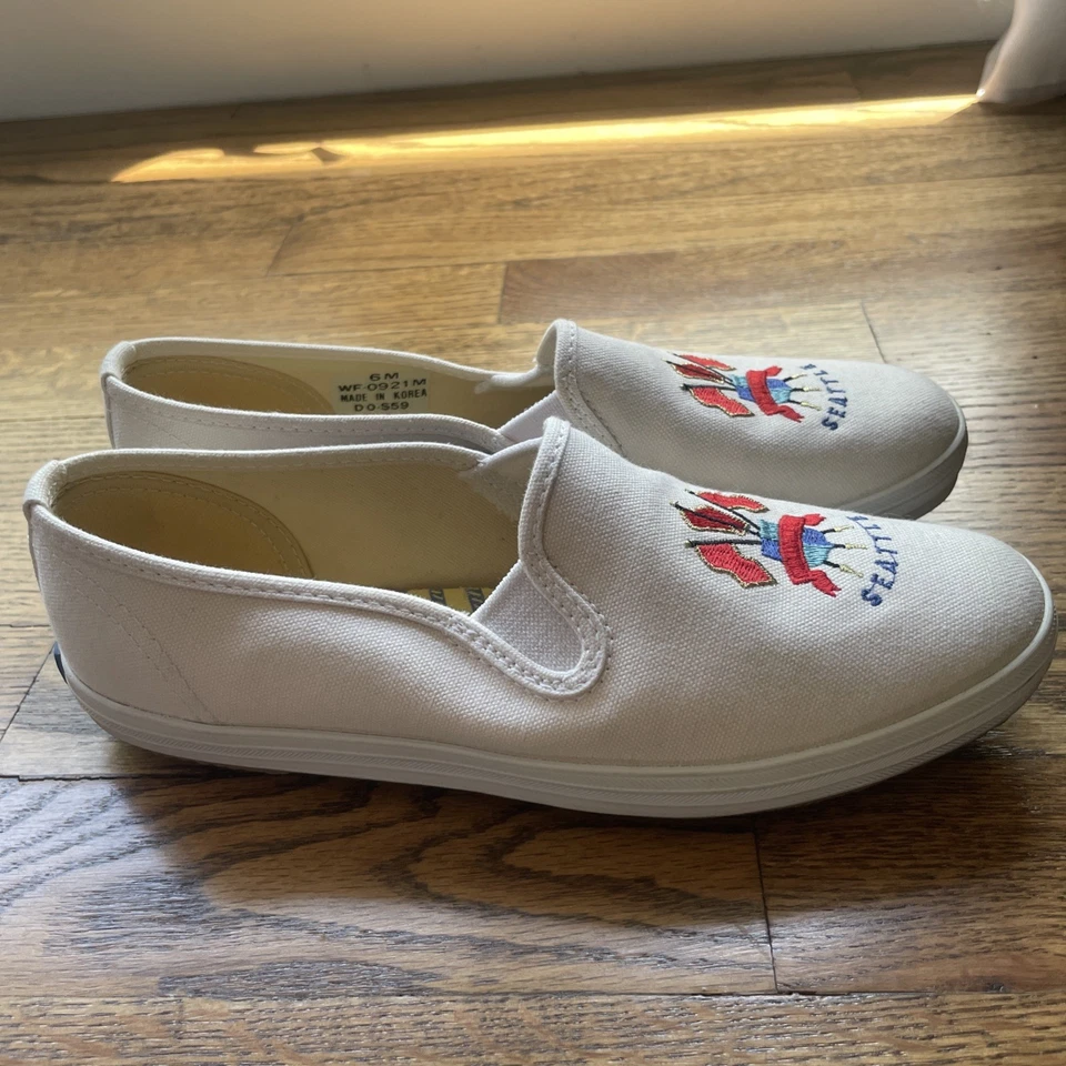Escudo de armas vintage años 80 Keds Seattle blanco talla 6m ¡¡Muy RARO!! ¡Inmaculada!! Foto 2 de 4