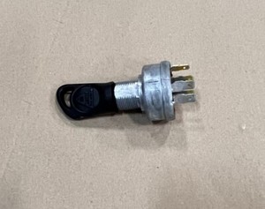 AUC14659 & AUC12681:New Take-Off John Deere Gator Rotary Ignition Switch and Key