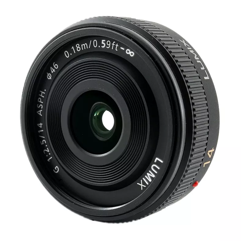 Panasonic Lumix G 14mm f/2.5 Auto focus Lens H-H014 - With Filter Panasonic Lumix G 14mm f/2.5 Auto focus Lens H-H014 - With Filter