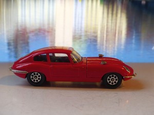 corgi jaguar e type
