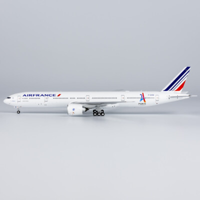 AIR FRANCE 777-300ER エールフランス ボーイング 400 1:400 NG Models Air France Passenger Plane B777-300ER Diecast