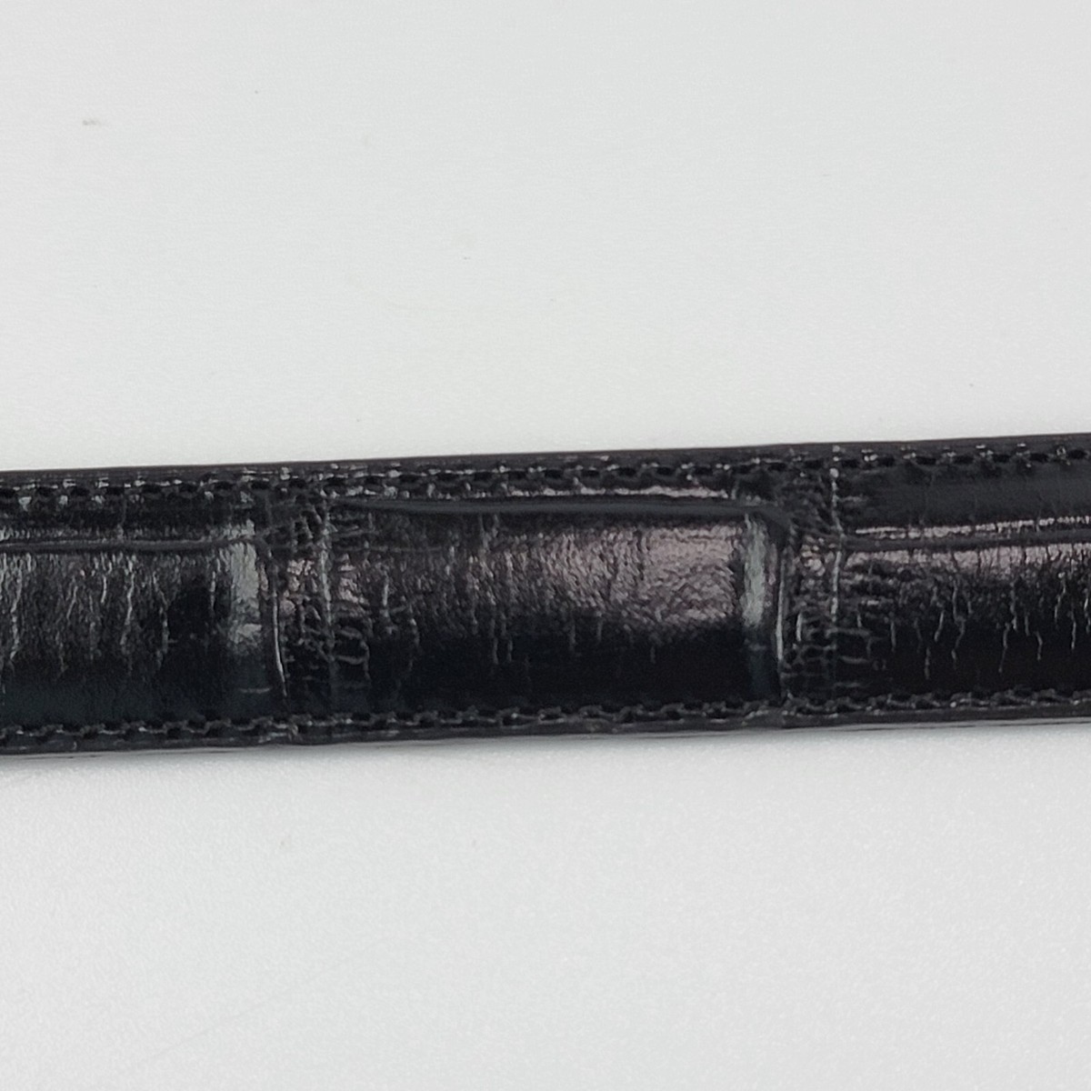 BRIGHTON Women Size M 30 Black Croc Embossed Leather Silver  display picture 2