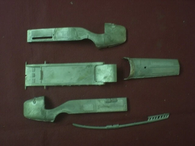 Alfa Romeo P 3 (1932) Racing Car - SCALA 1/24 Auto Kit - Immagine 2 di 4