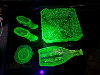 Lote De 5 De Colección Vaselina Verde Depresión Uranio Vidrio Plato Sombrero Plato Zapato