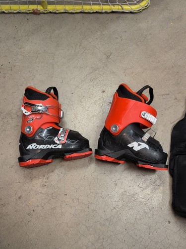 NORDICA Mädchen Skischuhe Speedmachine J2 Girl hellblau