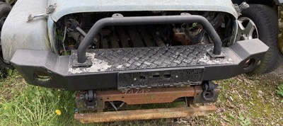 JEEP WRANGLER JK 07-18 FRONTSTOSSSTANGE STOSSSTANGE VORNE MIT SCHÄKEL GEBRAUCHT 
