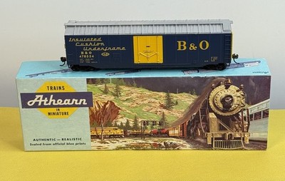 Bachmann Ho Scale  50' Plug Door Box Car B&O #478554 Blue & Yellow