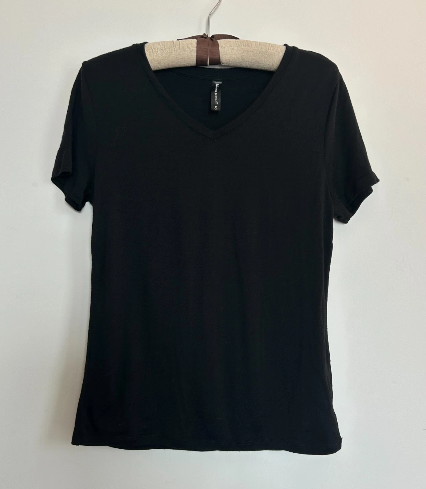 Merino Protect Women’s S 100% Merino Wool V-Neck T-Shirt Base Layer Lightweight